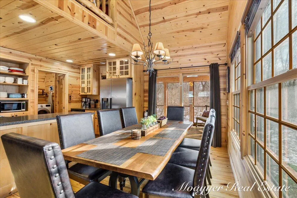 3577 Kingfisher Cove Drive Saugatuck, MI 49453