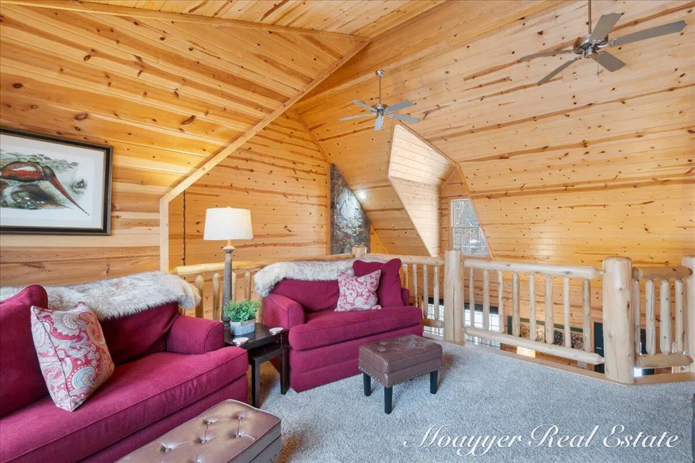 3577 Kingfisher Cove Drive Saugatuck, MI 49453