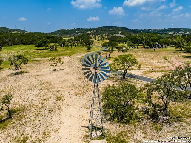 1275 Cypress Creek Kerrville, TX 78003