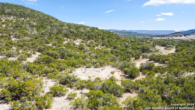 00 Sunrise Ridge Tarpley, TX 78883