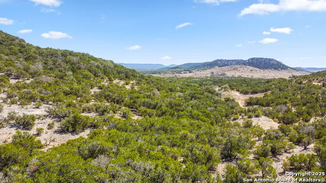 00 Sunrise Ridge Tarpley, TX 78883