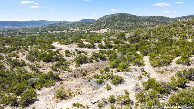 00 Sunrise Ridge Tarpley, TX 78883