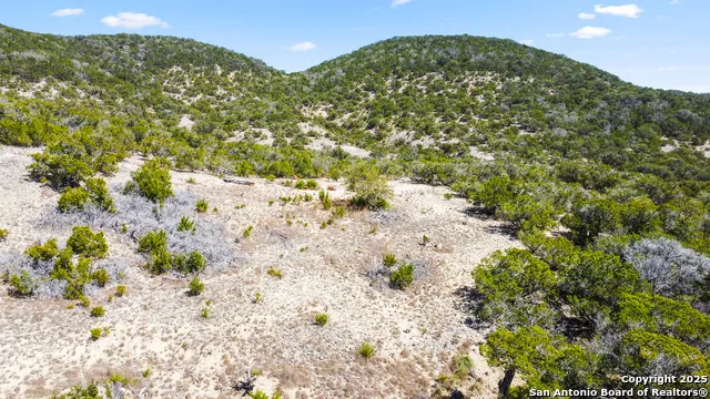 00 Sunrise Ridge Tarpley, TX 78883