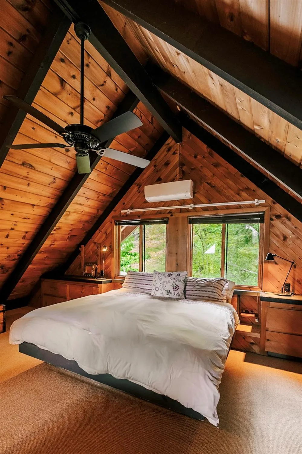 75 Hill 99 Woodstock, NY 12498