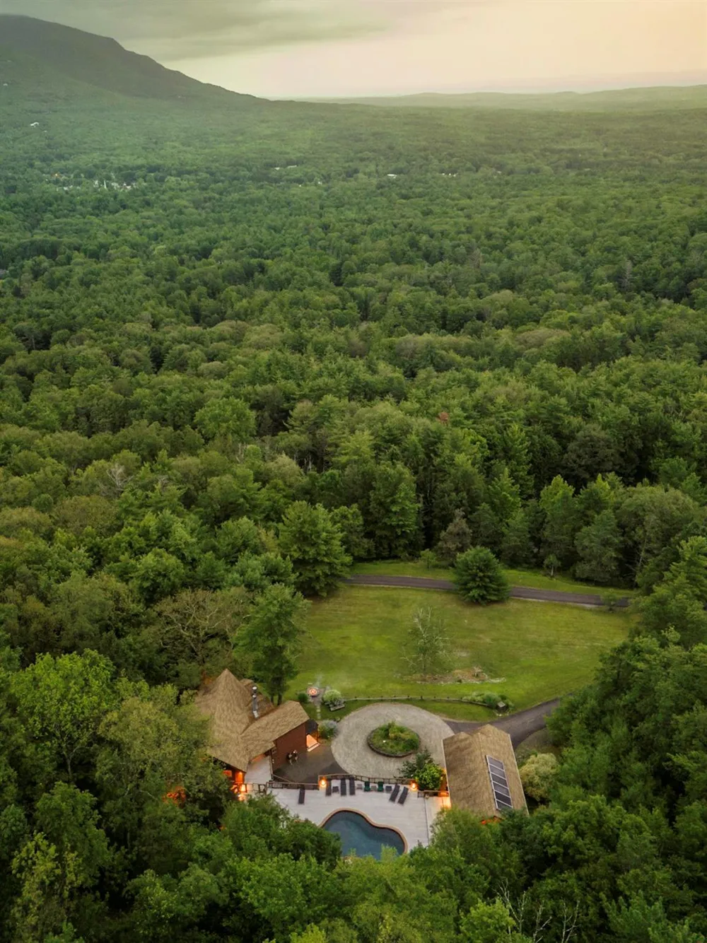 75 Hill 99 Woodstock, NY 12498