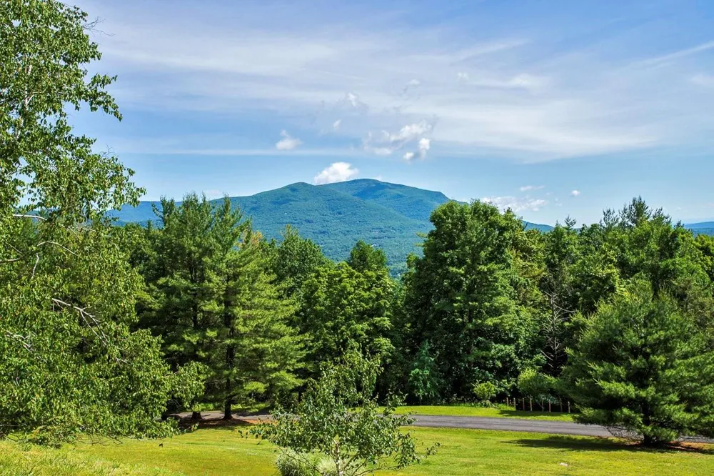 75 Hill 99 Woodstock, NY 12498