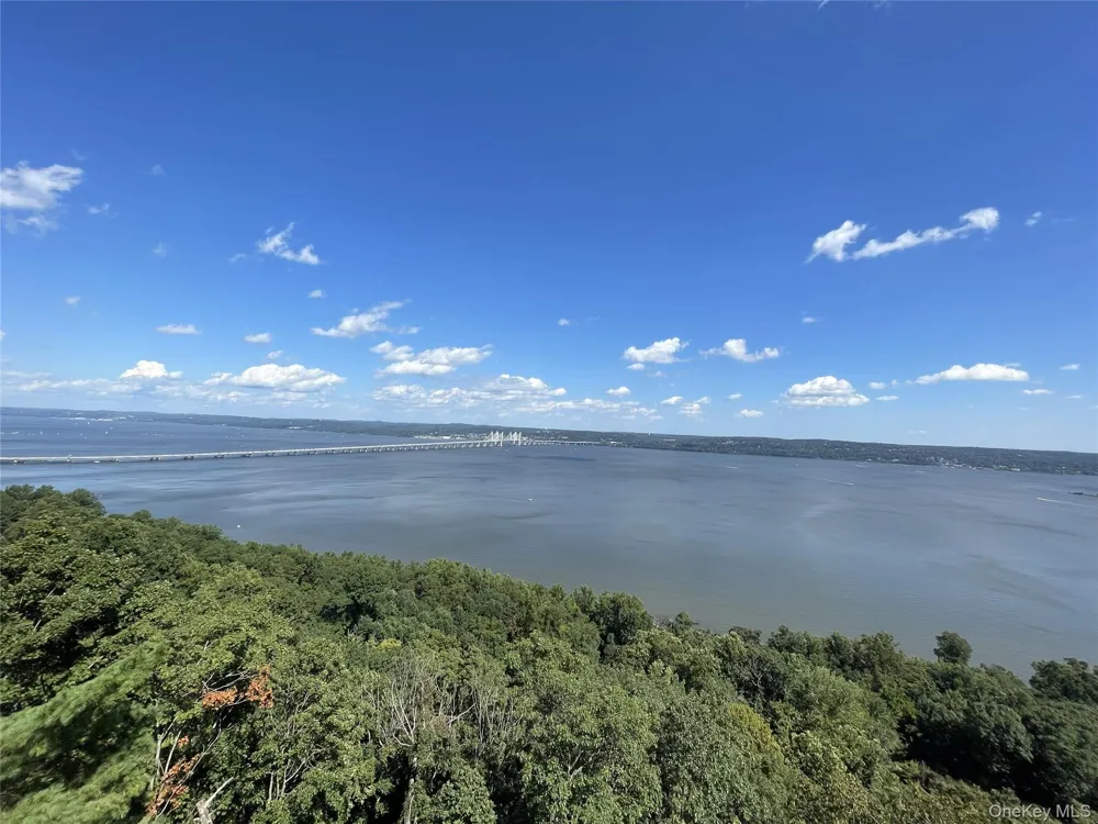 19 Shadyside Avenue Nyack, NY 10960