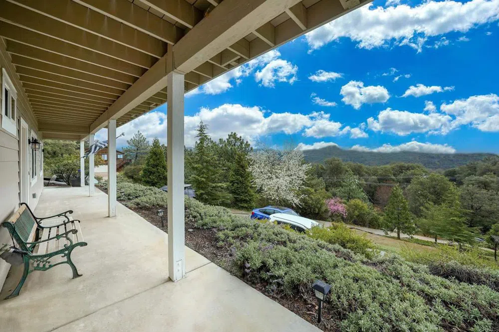 1626 Frisius Drive Julian, CA 92036