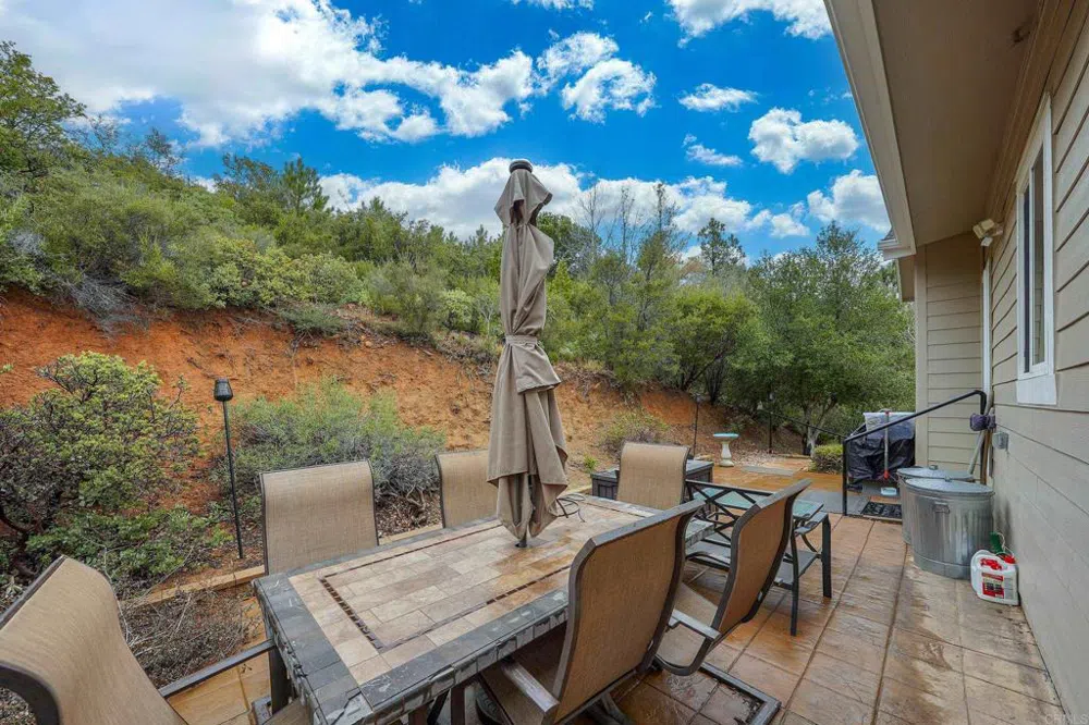 1626 Frisius Drive Julian, CA 92036
