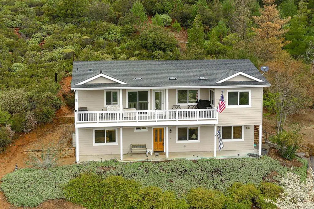 1626 Frisius Drive Julian, CA 92036