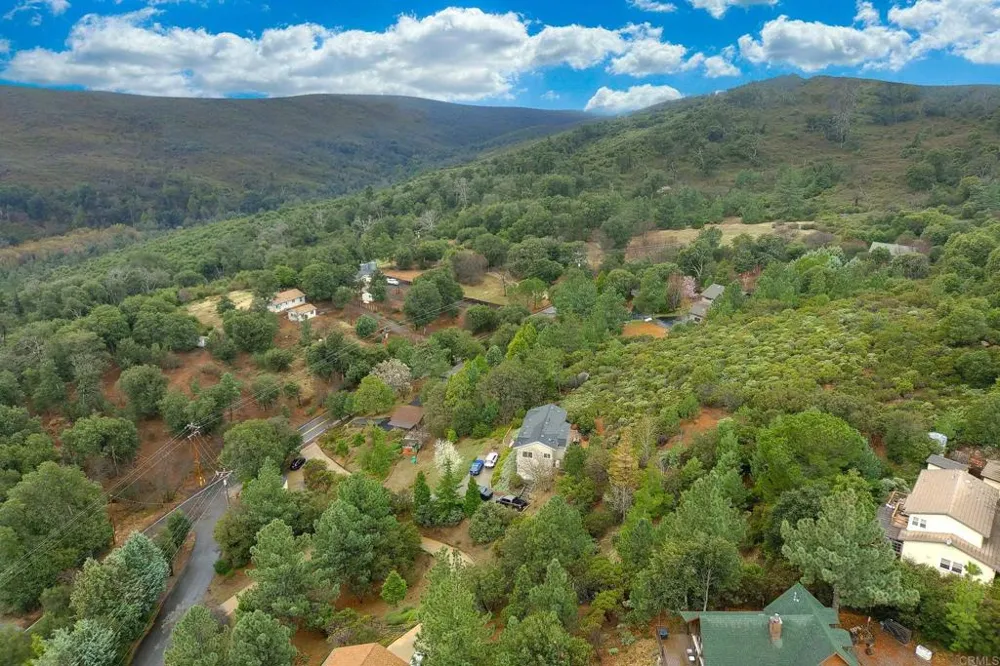 1626 Frisius Drive Julian, CA 92036
