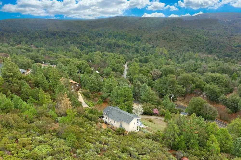 1626 Frisius Drive Julian, CA 92036