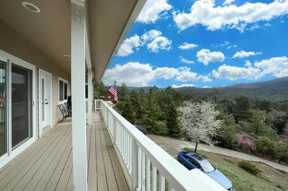 1626 Frisius Drive Julian, CA 92036