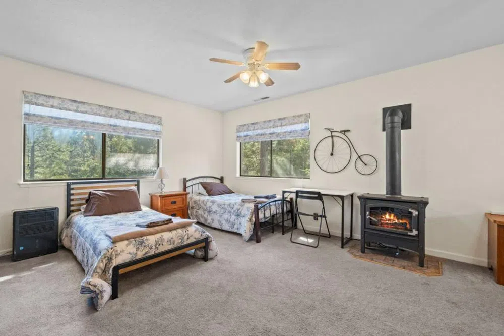 19935 Pine Mountain Drive Groveland, CA 95321