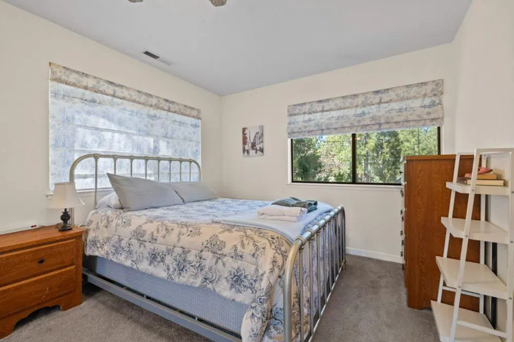 19935 Pine Mountain Drive Groveland, CA 95321