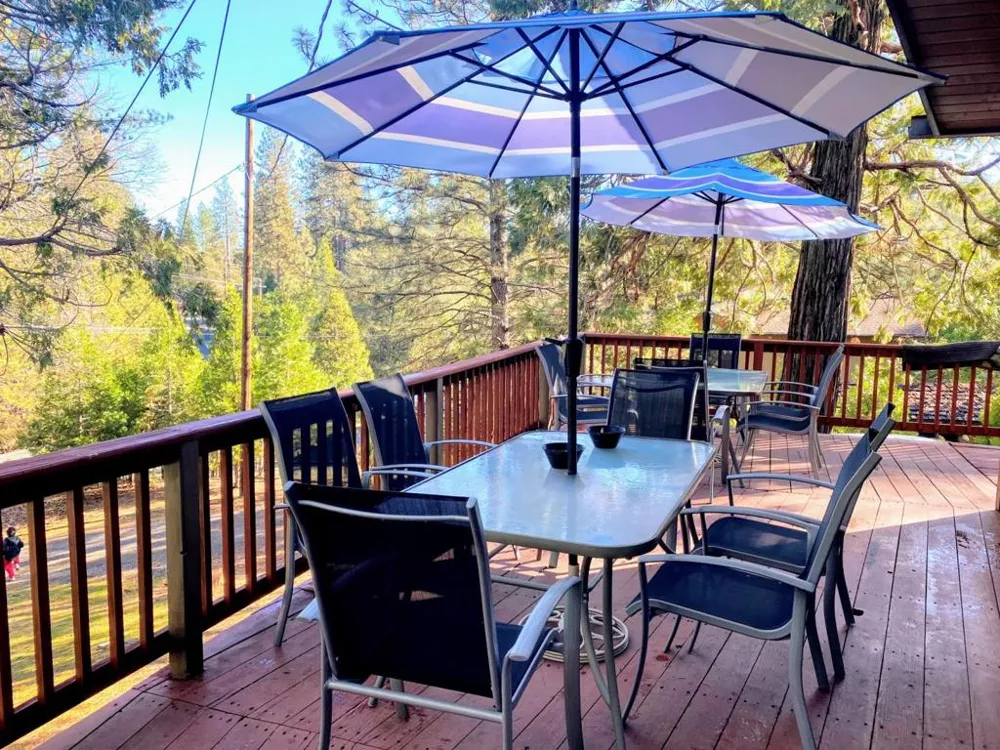 19935 Pine Mountain Drive Groveland, CA 95321