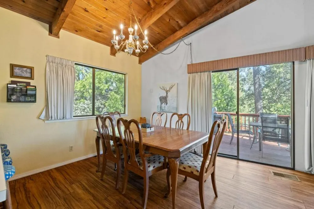 19935 Pine Mountain Drive Groveland, CA 95321