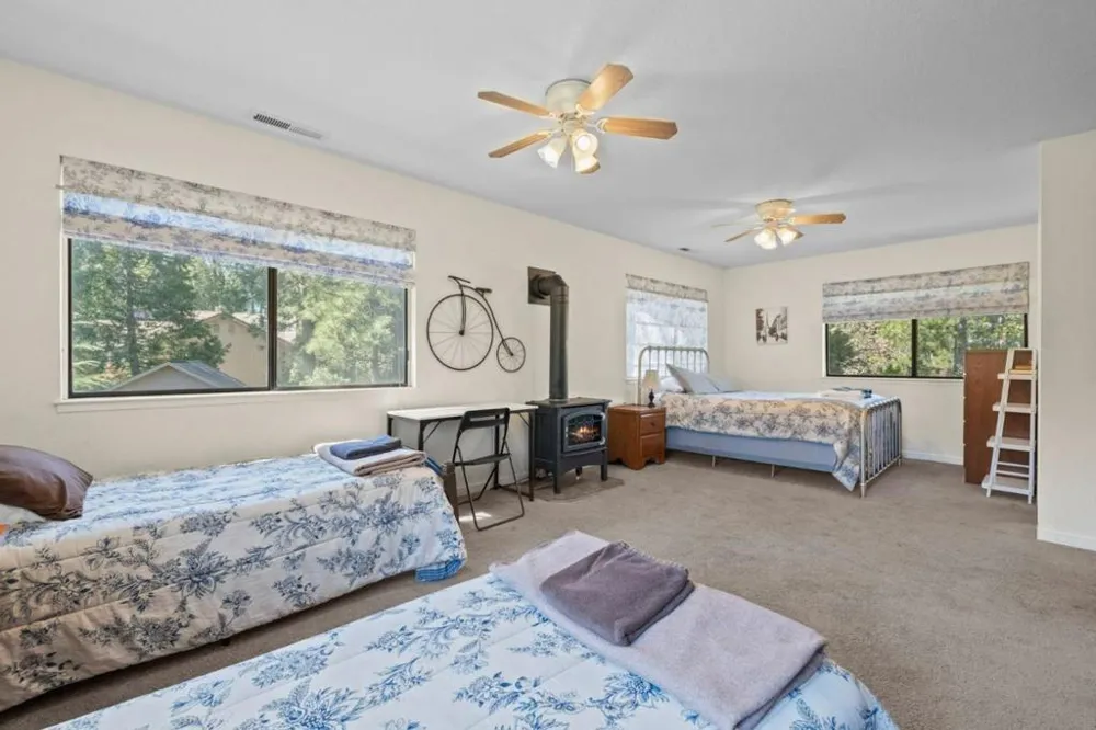 19935 Pine Mountain Drive Groveland, CA 95321