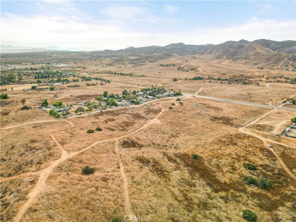 no address Perris, CA 92570