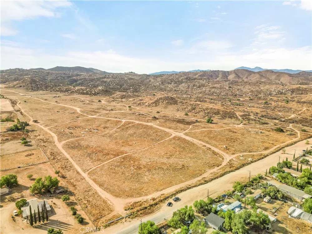 no address Perris, CA 92570