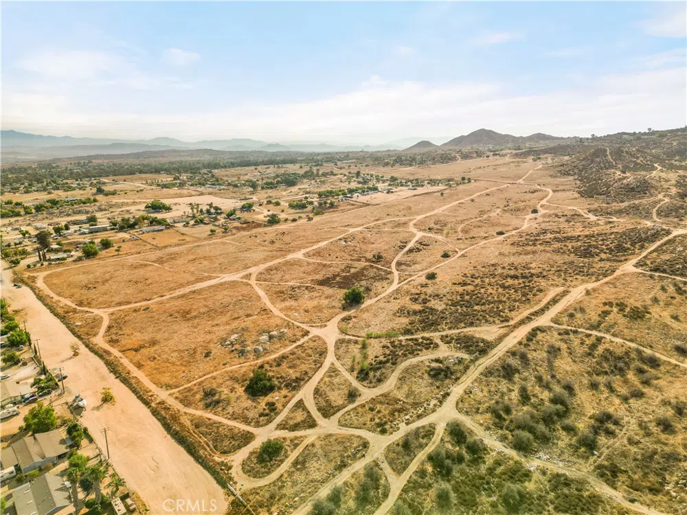 no address Perris, CA 92570