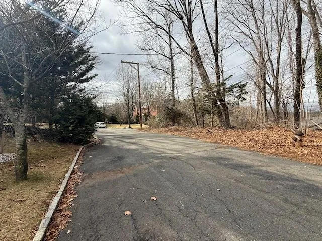 25 Coverly Avenue Staten Island, NY 10301