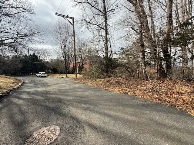 25 Coverly Avenue Staten Island, NY 10301