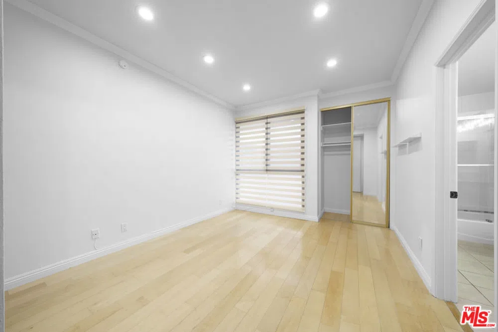 4477 Wilshire Boulevard #306 Los Angeles, CA 90010