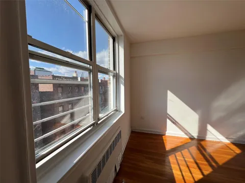 1475 Thieriot Avenue #5J