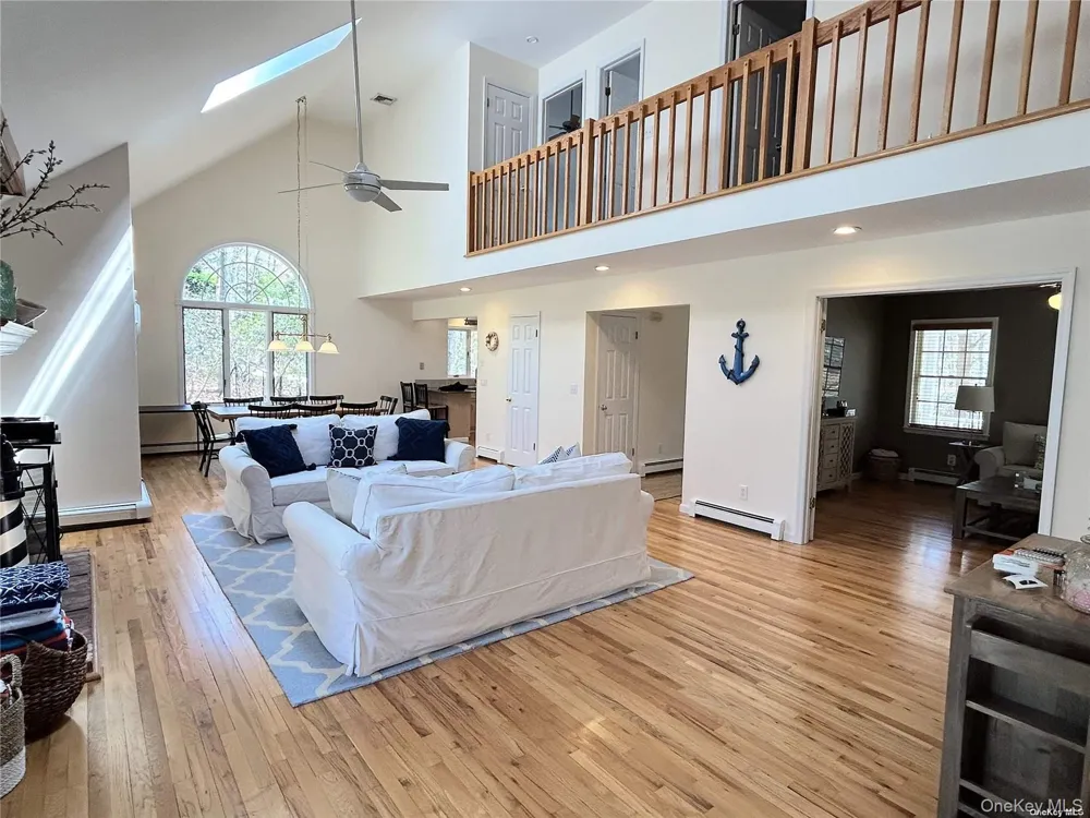 112 Laurel Valley Drive Sag Harbor, NY 11963