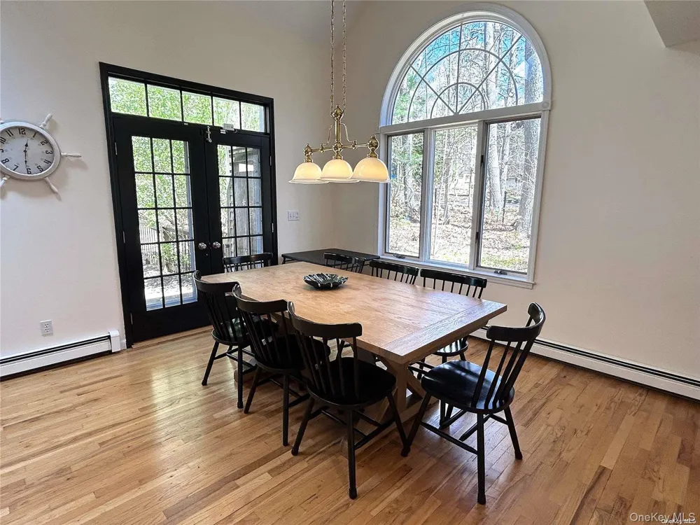 112 Laurel Valley Drive Sag Harbor, NY 11963