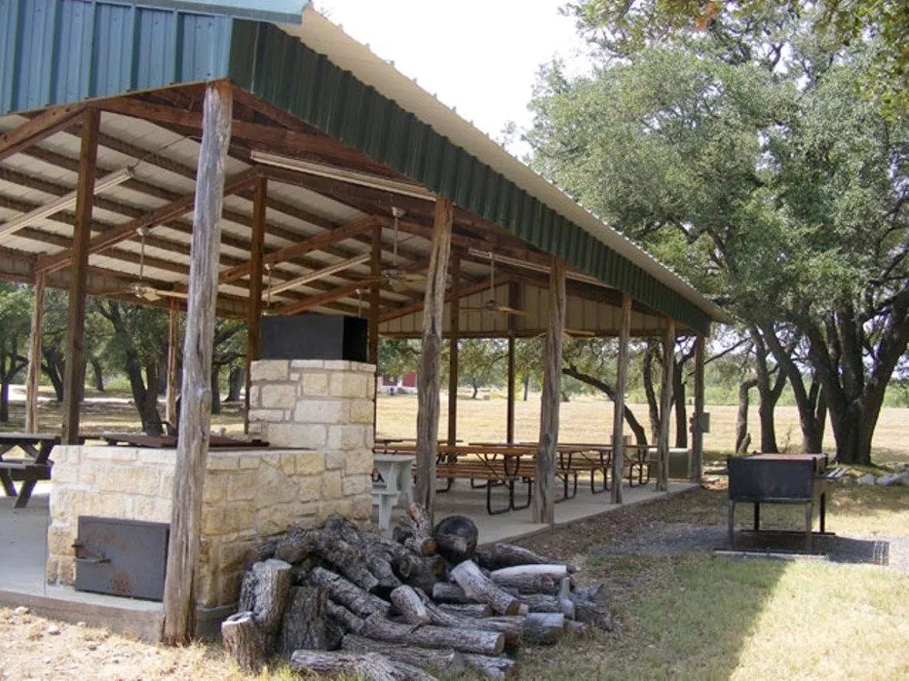 116 Oak Crest Drive Bertram, TX 78605