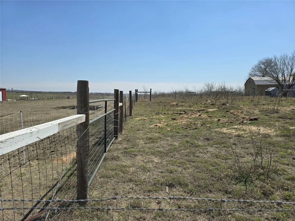414 3G Ranch Road Kyle, TX 78640