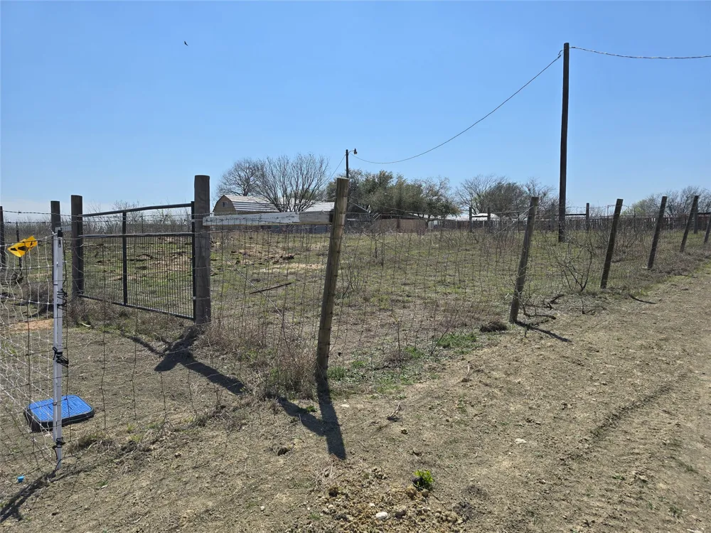 414 3G Ranch Road Kyle, TX 78640