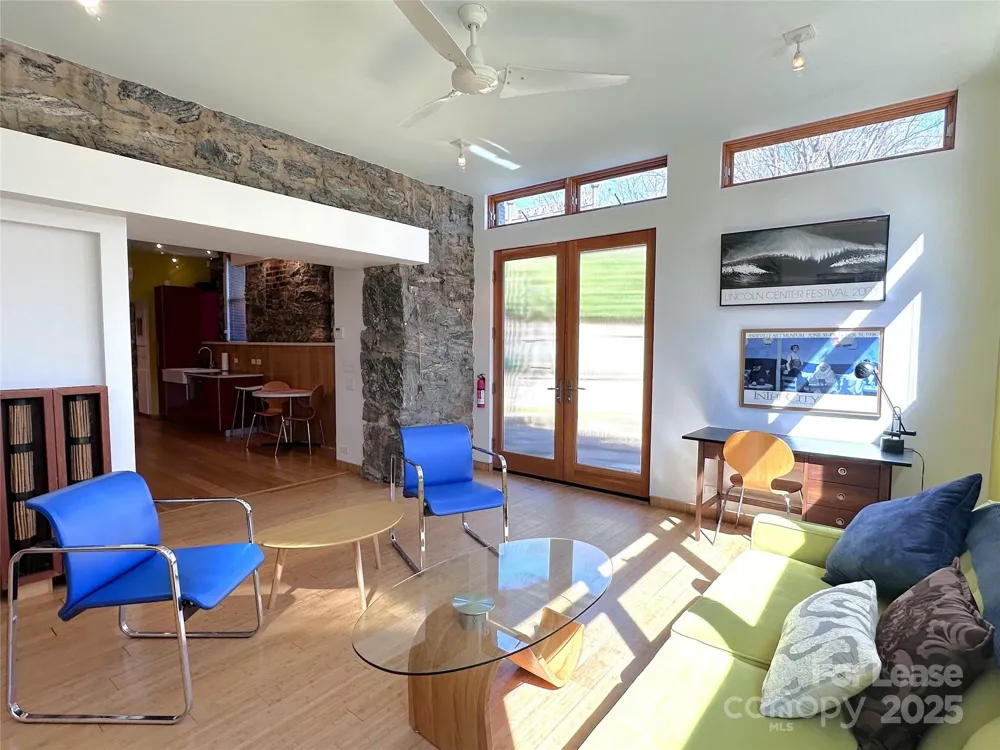 130C Biltmore Avenue Asheville, NC 28801