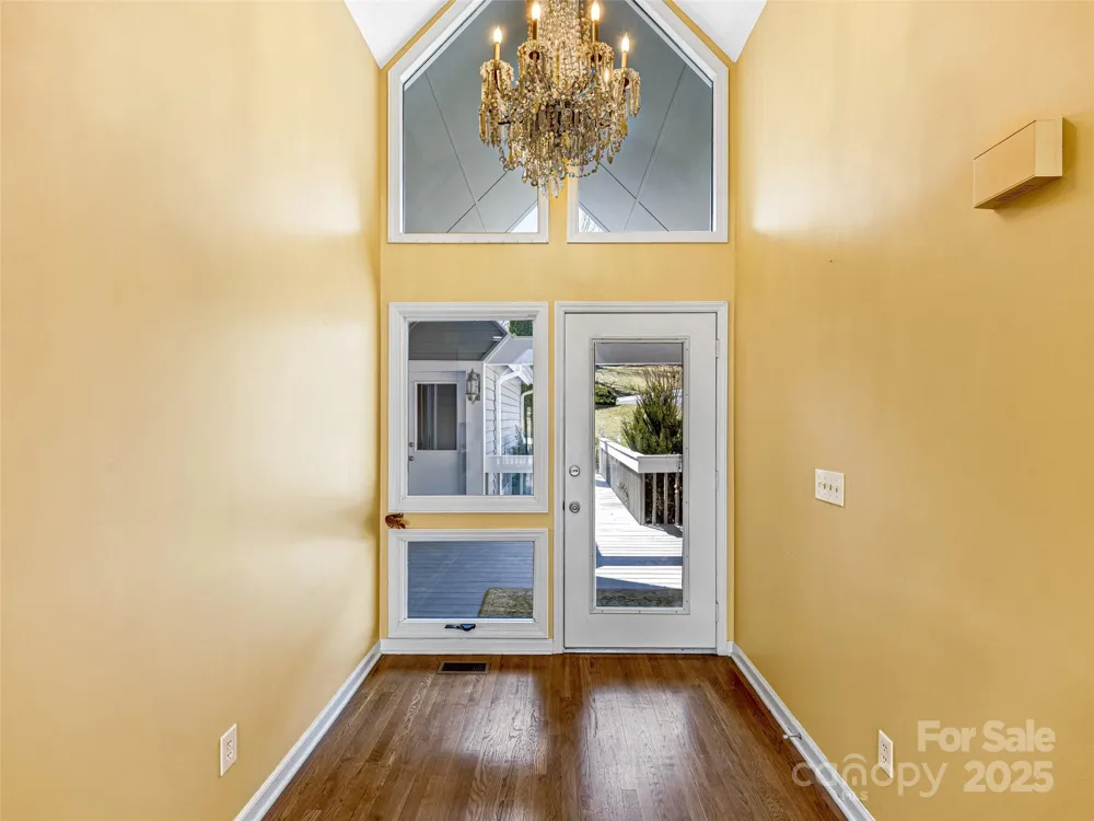 140 Overlook Drive Flat Rock, NC 28731
