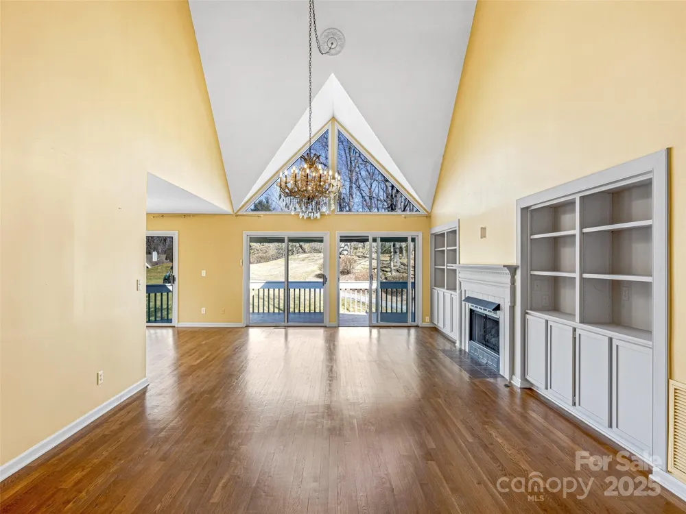 140 Overlook Drive Flat Rock, NC 28731