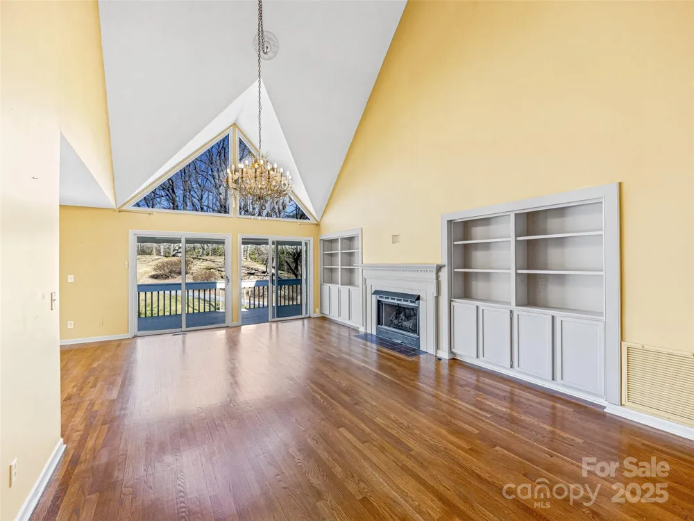 140 Overlook Drive Flat Rock, NC 28731