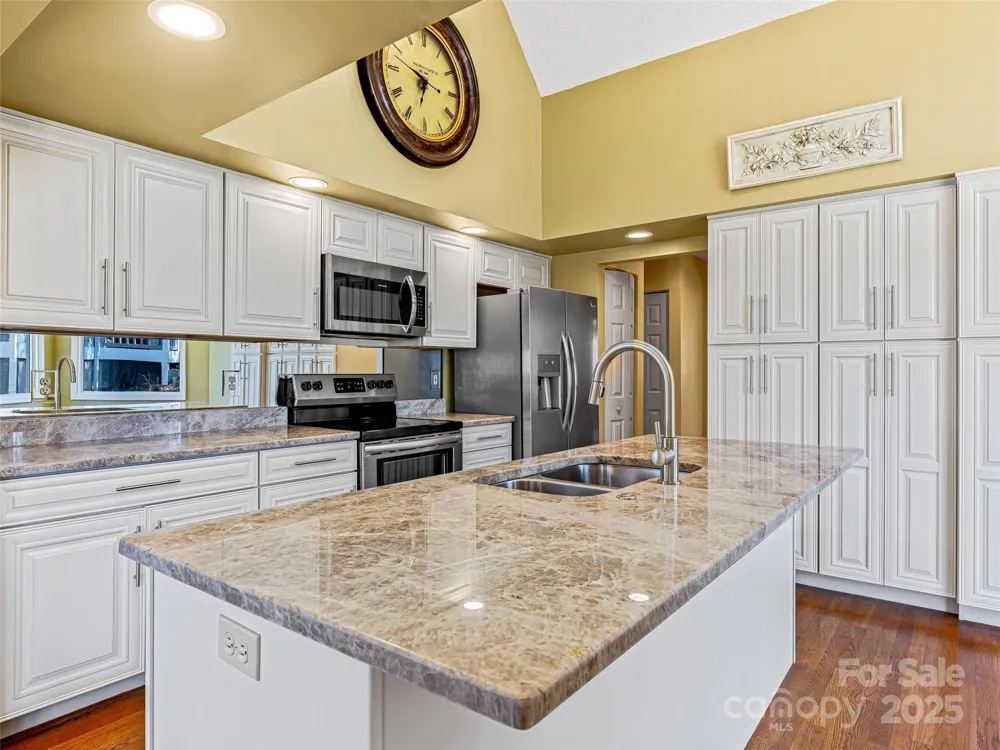140 Overlook Drive Flat Rock, NC 28731