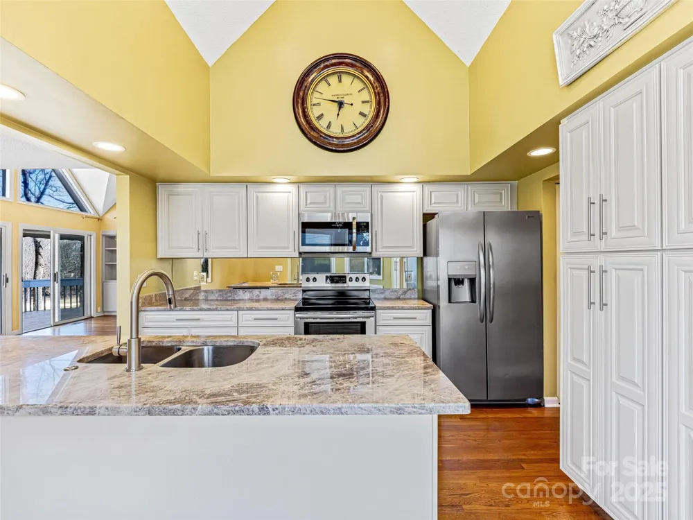 140 Overlook Drive Flat Rock, NC 28731