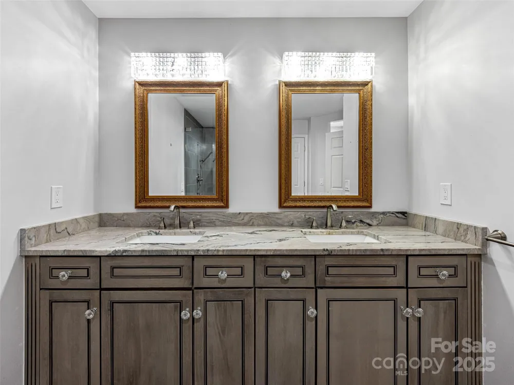 140 Overlook Drive Flat Rock, NC 28731