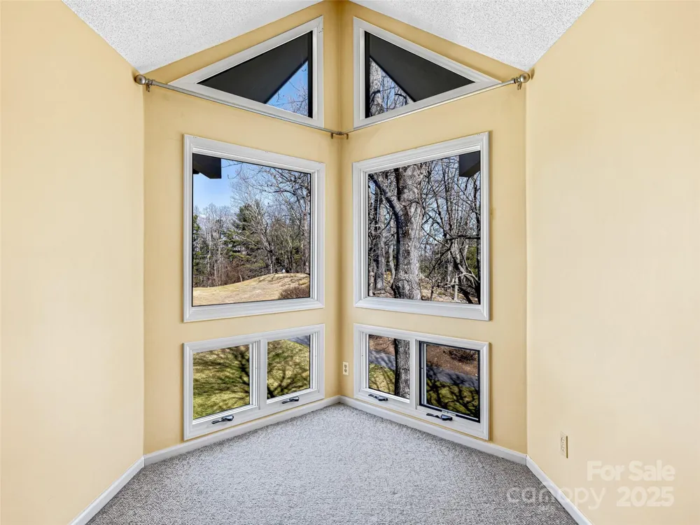 140 Overlook Drive Flat Rock, NC 28731