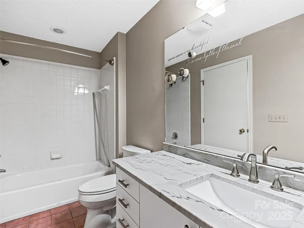 140 Overlook Drive Flat Rock, NC 28731