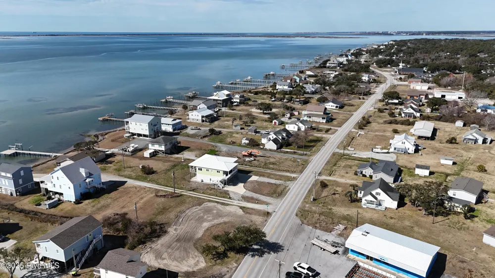 908 & 922 Island Road Harkers Island, NC 28531