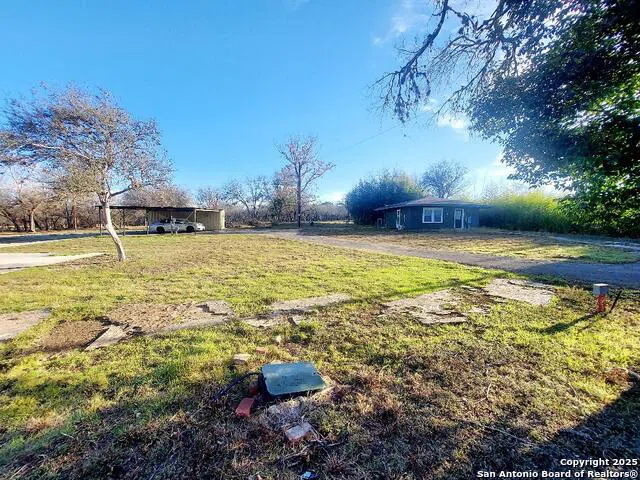 6051 BABCOCK RD San Antonio, TX 78240
