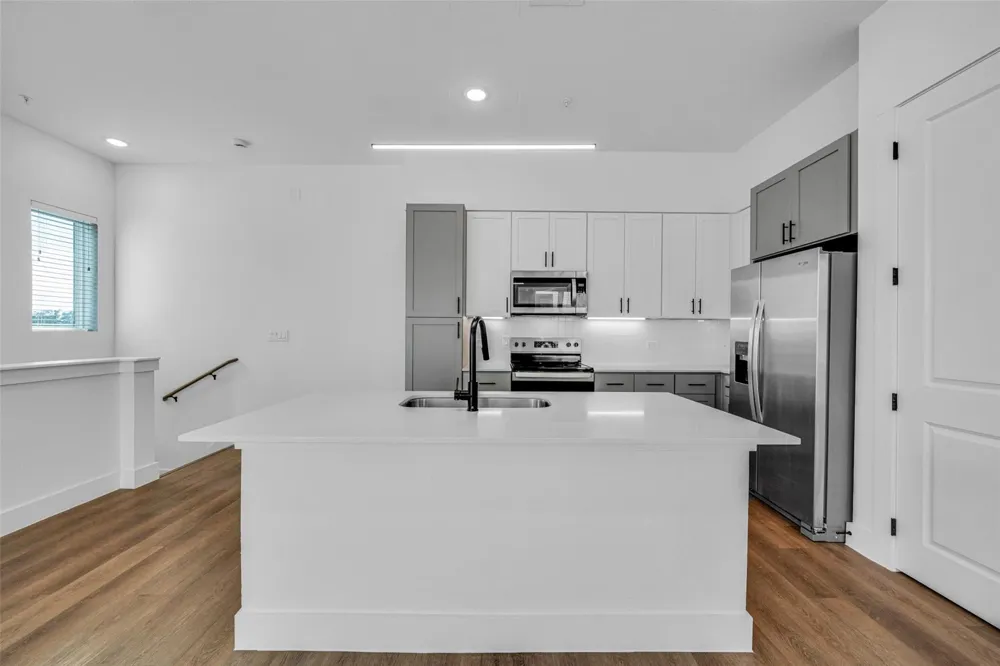 1601 Mustang Drive Marble Falls, TX 78654
