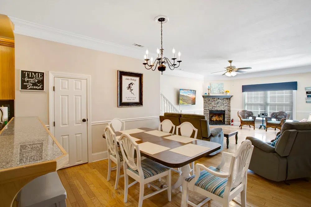 1725 Watercrest Way D Young Harris, GA 30582