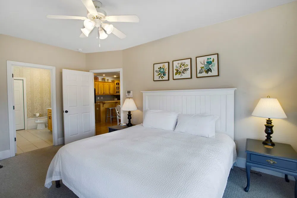 1725 Watercrest Way D Young Harris, GA 30582