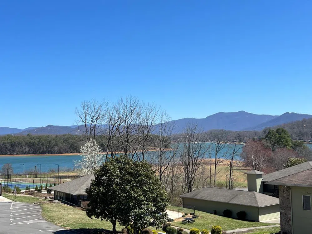 1725 Watercrest Way D Young Harris, GA 30582