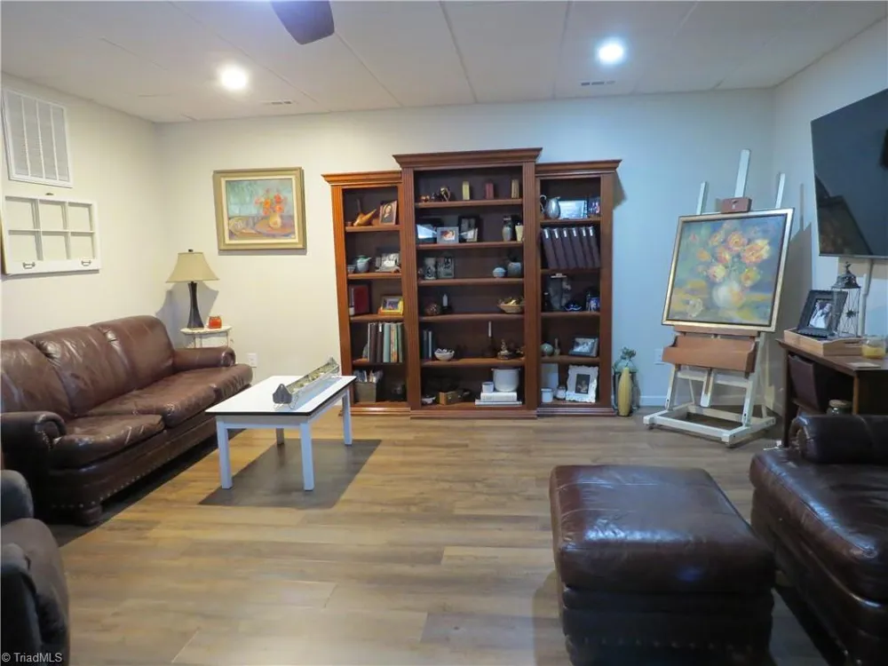 210 Gunters Hill Road Boomer, NC 28606